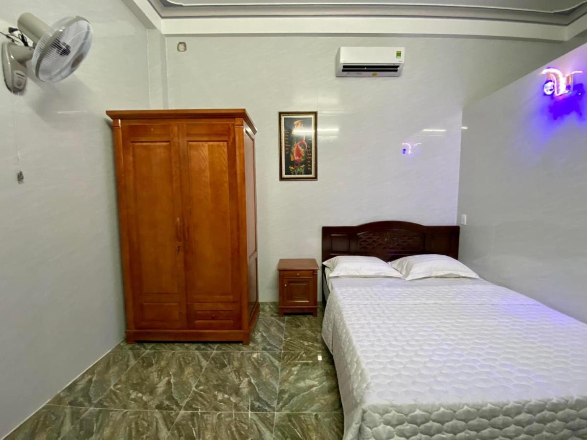 Nha Nghi Duy Tan Motel 140 Nguyen Du 0353007568 Quang Ngai Exterior photo